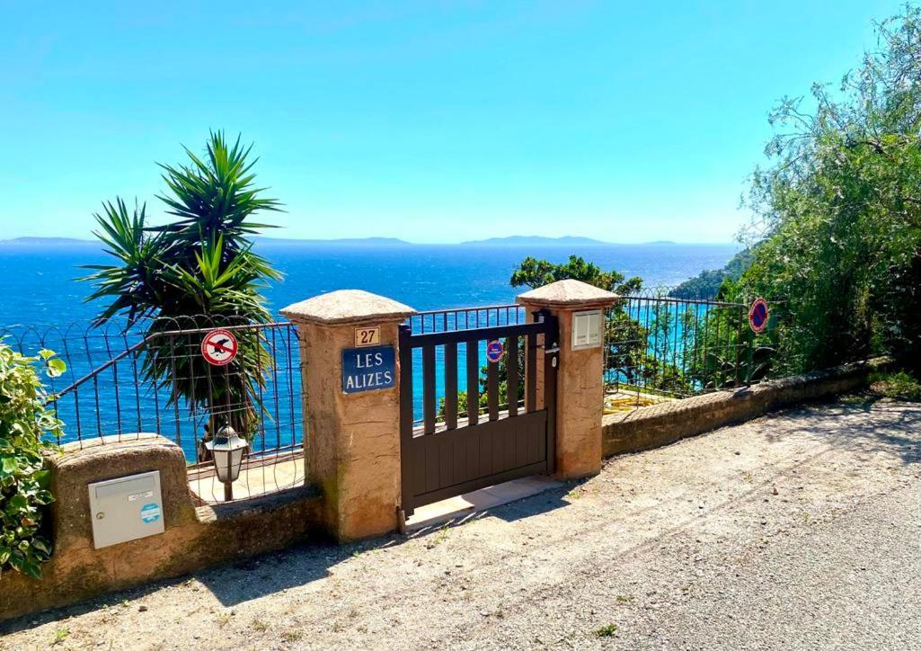 Villa Les Alizes Le Le Rayol-Canadel-sur-Mer Exterior foto